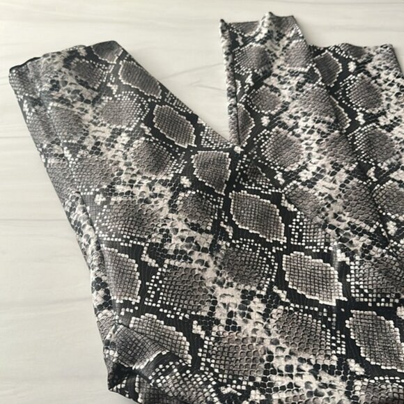 Commando Women’s Snake Skin Python Skinny Leg Ankle Leggings Size Small - Picture 2 of 5